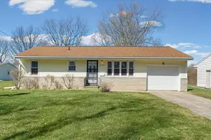 1105 Roselawn St, Paxton, IL 60957 - Photo 27