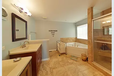 800 Boyce Road, Sugar Grove, IL 60554 - Photo 13