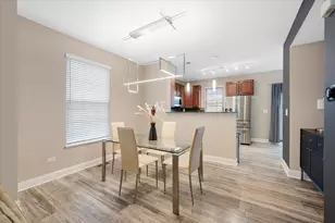 1401 S Fairfield Ave, Lombard, IL 60148 - Photo 11