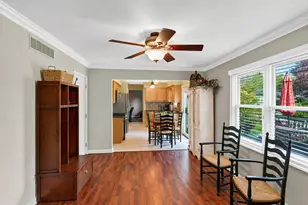1814 Cambridge Dr, Saint Charles, IL 60174 - Photo 9