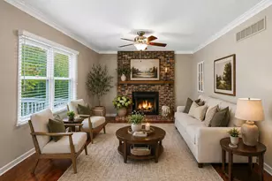 1814 Cambridge Dr, Saint Charles, IL 60174 - Photo 7