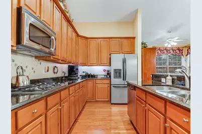 2805 Bond Circle #2805, Naperville, IL 60563 - Photo 9