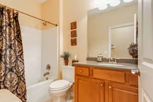 2805 Bond Cir, Naperville, IL 60563 - Photo 19