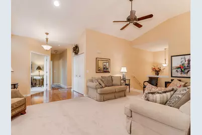 2805 Bond Circle #2805, Naperville, IL 60563 - Photo 3