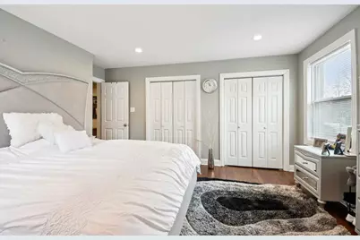 2900 W Glenlake Avenue, Chicago, IL 60659 - Photo 13