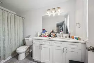 2900 W Glenlake Ave, Chicago, IL 60659 - Photo 31