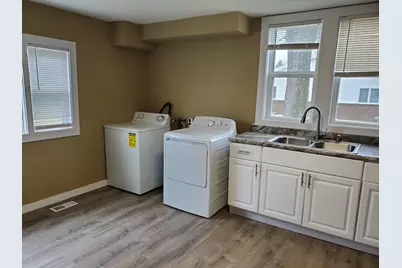 496 Edwards Avenue, Lasalle, IL 61301 - Photo 3