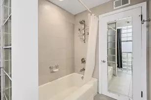 821 N Catherine Ave, La Grange Park, IL 60526 - Photo 13