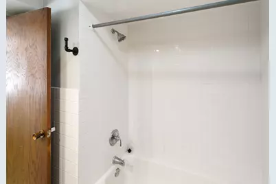 318 Walker Avenue #4, Highland Park, IL 60035 - Photo 9