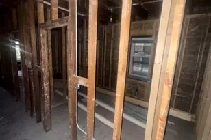 7754 S Wood St, Chicago, IL 60620 - Photo 5