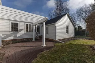 1159 N Kellogg St, Galesburg, IL 61401 - Photo 15