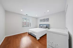 451 Town Pl Cir, Buffalo Grove, IL 60089 - Photo 15