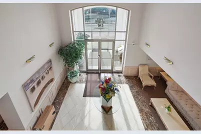 451 Town Place Circle #203, Buffalo Grove, IL 60089 - Photo 3