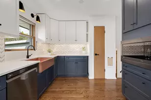 284 Blackhawk Rd, Riverside, IL 60546 - Photo 15