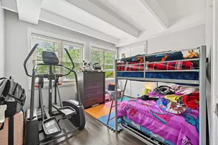 2142 W Rosemont Ave, Chicago, IL 60659 - Photo 11