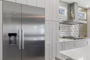 425 S Quincy Ave, Hinsdale, IL 60521 - Photo 5