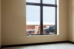 160 S River St, Aurora, IL 60506 - Photo 13