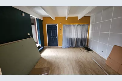 9319 S Calumet Avenue, Chicago, IL 60619 - Photo 3