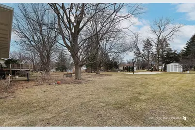 15417 W Fair Lane, Libertyville, IL 60048 - Photo 21