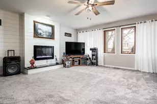 1910 25th St, Rockford, IL 61108 - Photo 23