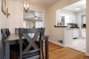 1910 25th St, Rockford, IL 61108 - Photo 15