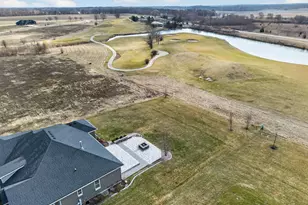 3425 Country Club Ln, Morris, IL 60450 - Photo 7