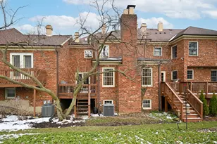 827 N Driveway, Glen Ellyn, IL 60137 - Photo 25