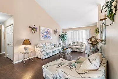 1139 Ironwood Court, Elgin, IL 60120 - Photo 5