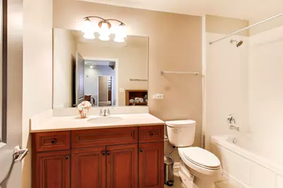 1199 E Port Clinton Road #311, Vernon Hills, IL 60061 - Photo 17