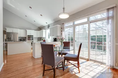 2 Groton Court, Lincolnshire, IL 60069 - Photo 13