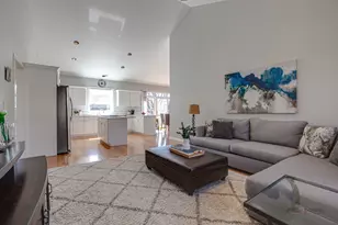 2 Groton Ct, Lincolnshire, IL 60069 - Photo 11