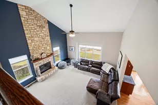 843 Verona Ridge Dr, Aurora, IL 60506 - Photo 17