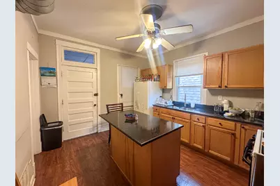 2045 N Tripp Avenue, Chicago, IL 60639 - Photo 3