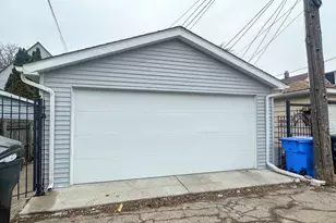 2045 N Tripp Ave, Chicago, IL 60639 - Photo 17