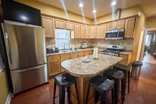 2045 N Tripp Ave, Chicago, IL 60639 - Photo 9