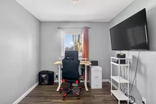 401 Concord Dr, Streamwood, IL 60107 - Photo 13