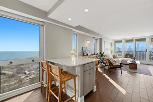 1960 N Lincoln Park W, Chicago, IL 60614 - Photo 9