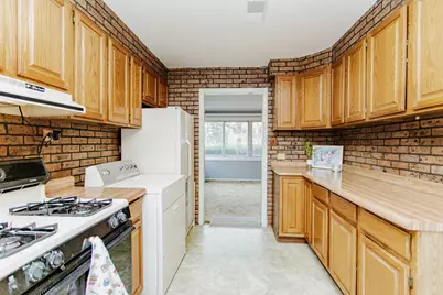 609 E Thacker Street, Des Plaines, IL 60016 - Photo 11