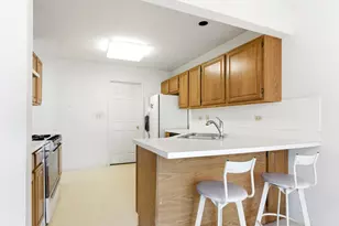 1192 Scott Ct, Carol Stream, IL 60188 - Photo 9