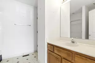 1192 Scott Ct, Carol Stream, IL 60188 - Photo 17