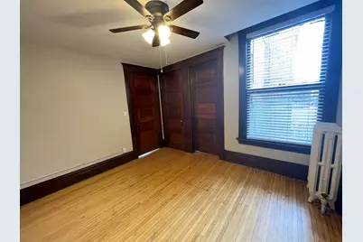 472 E Chicago Street #3, Elgin, IL 60120 - Photo 9