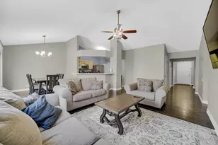 3025 Coastal Dr, Aurora, IL 60503 - Photo 5