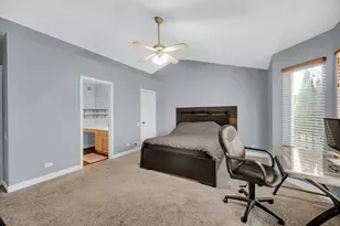 3025 Coastal Dr, Aurora, IL 60503 - Photo 11