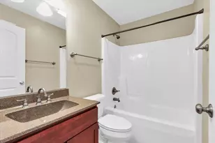 1613 Broadmoor Dr, Champaign, IL 61821 - Photo 25