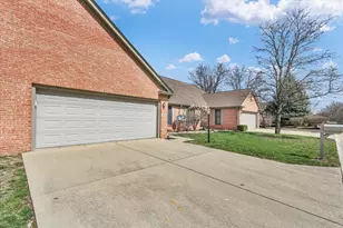 1613 Broadmoor Dr, Champaign, IL 61821 - Photo 15
