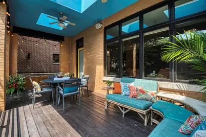 1915 W Henderson Street, Chicago, IL 60657 - Photo 27