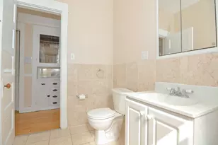 2230 W Iowa St, Chicago, IL 60622 - Photo 17
