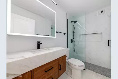 3550 N Lake Shore Drive #2403, Chicago, IL 60657 - Photo 15