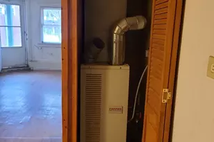 4135 N Bernard St, Chicago, IL 60618 - Photo 11