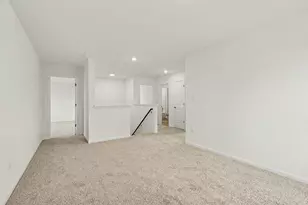 11453 Clyde Dr, Crown Point, IN 46307 - Photo 9